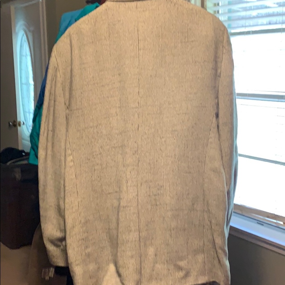 Blazer - Picture 2 of 3